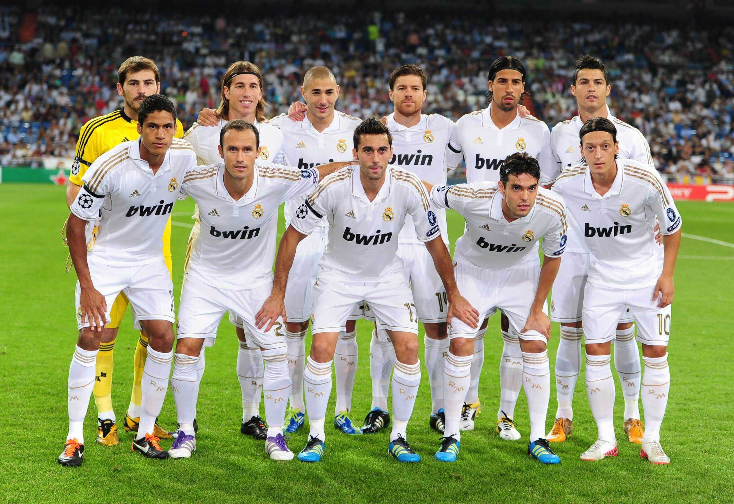 她都多次为 她都多次为